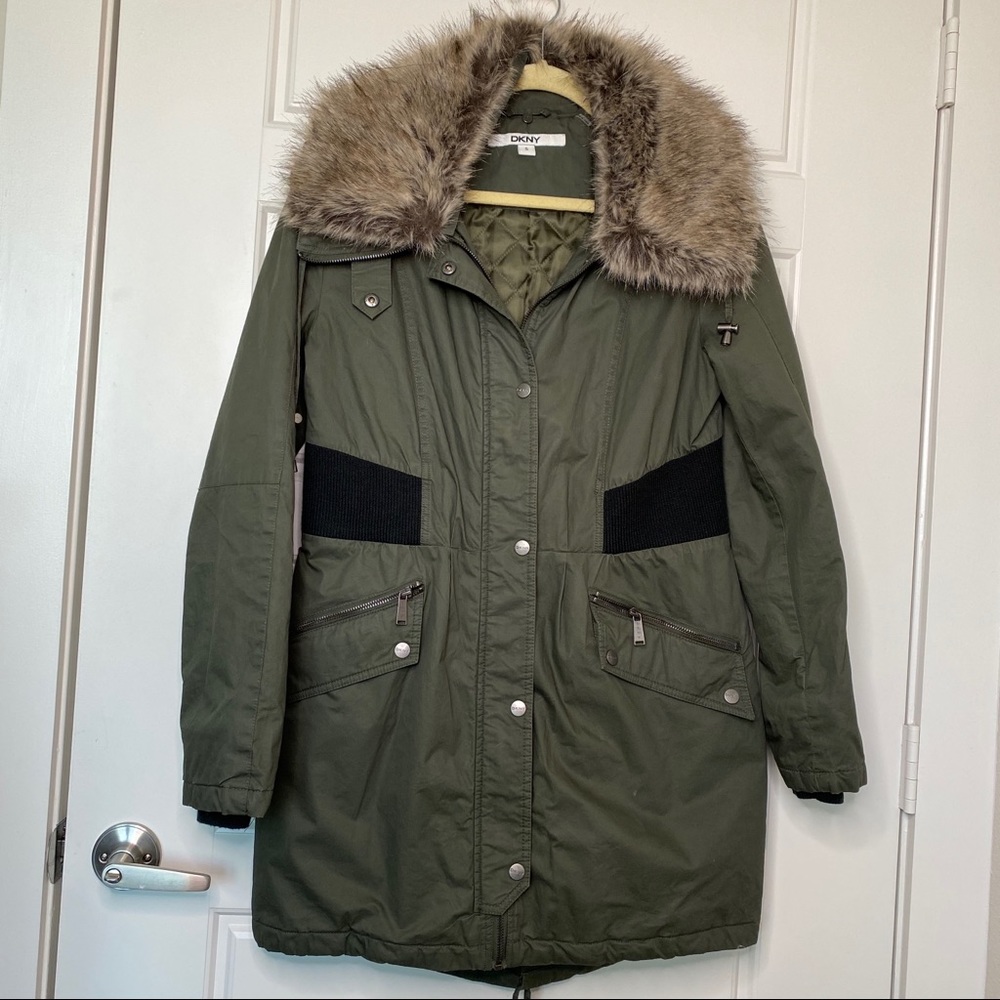 DKNY OLIVE GREEN FAUX FUR ANORAK JACKET SM
